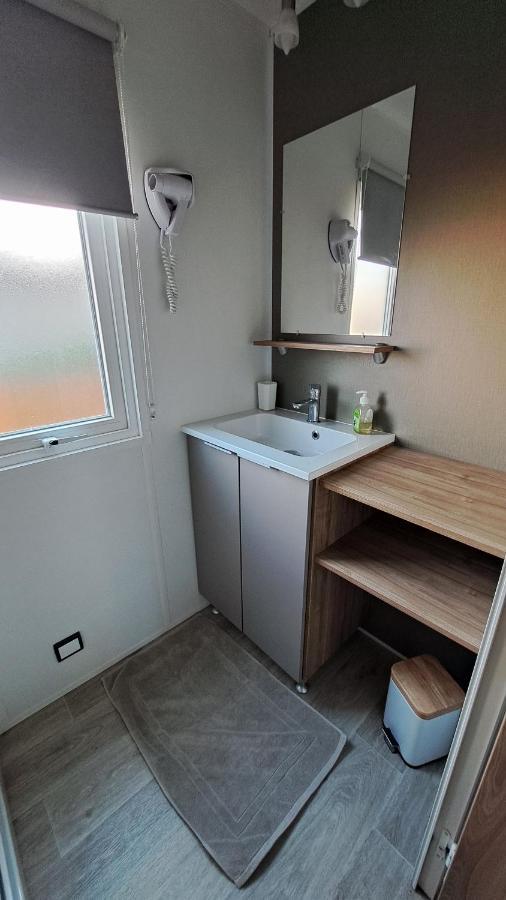 Mobile Home Climatise 3 Chambres A Narbonne Plage 외부 사진