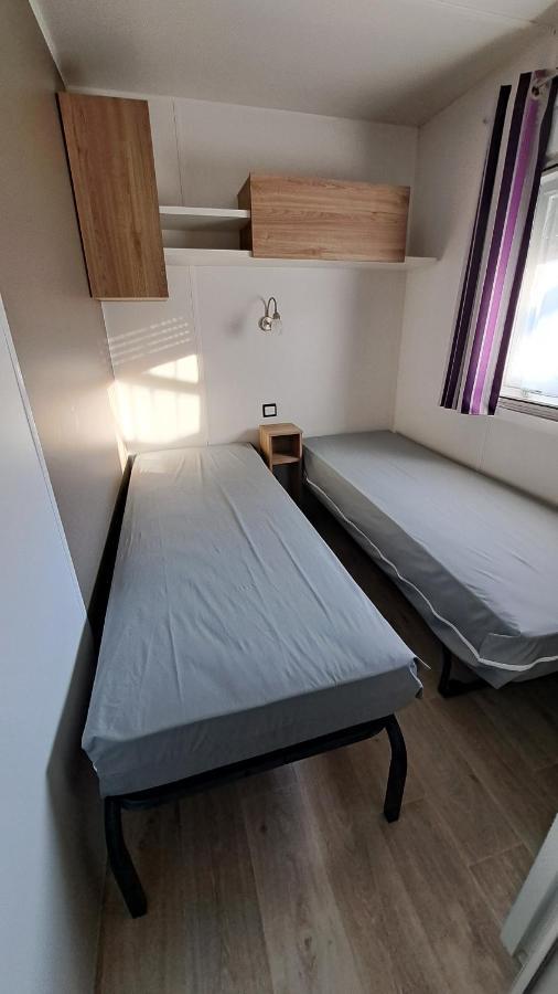 Mobile Home Climatise 3 Chambres A Narbonne Plage 외부 사진